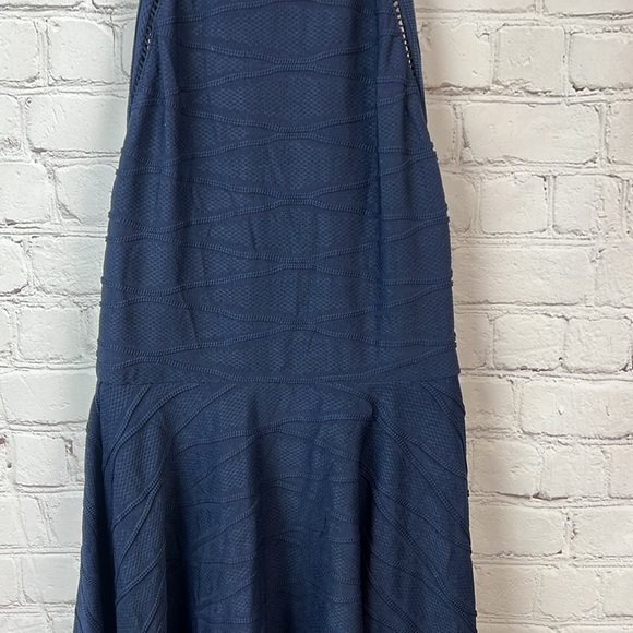 B Darlin Navy Textured Halter Fit & Flare Dress Juniors Size 3/4 Homecoming Prom - Picture 5 of 7